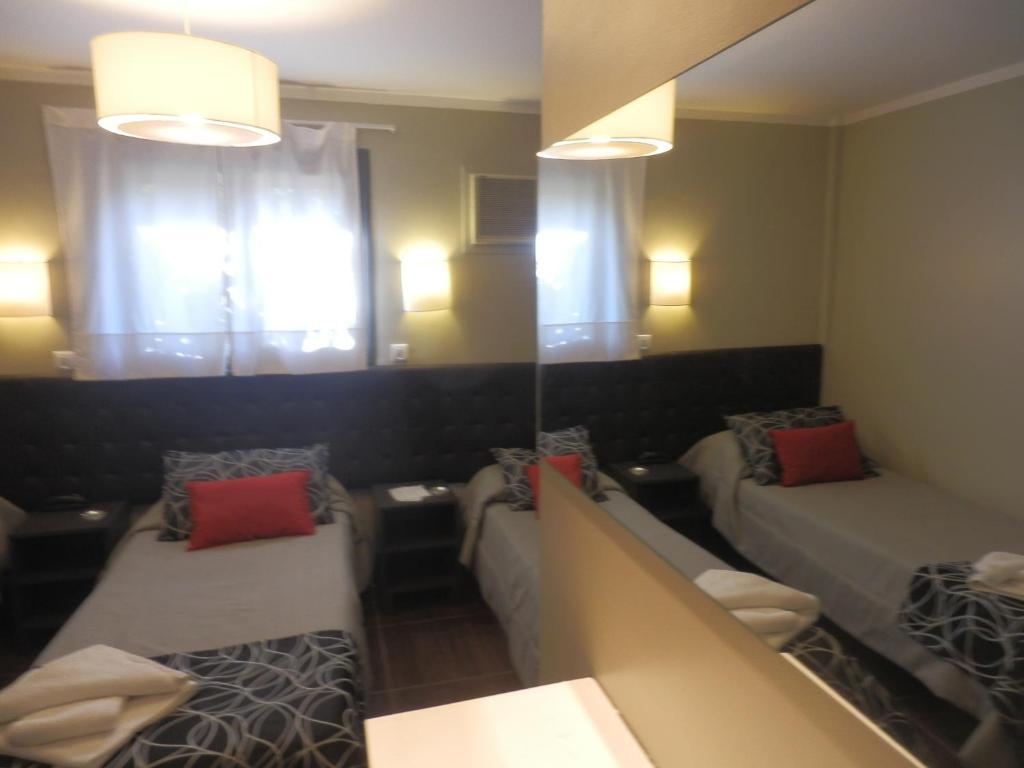 Kapac Hotel Μεντόζα Δωμάτιο φωτογραφία